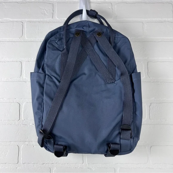 Fjallraven Kånken Backpack in Navy - Picture 3 of 5